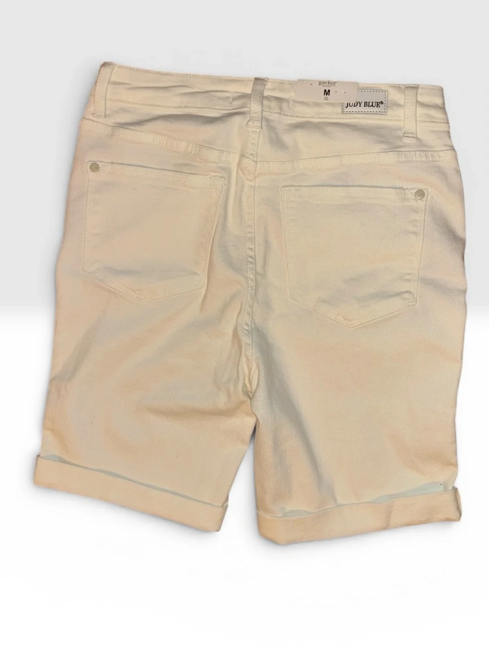 🤍✨ NWT Judy Blue Mid-Rise Stretch Shorts | White | M- MSRP $55